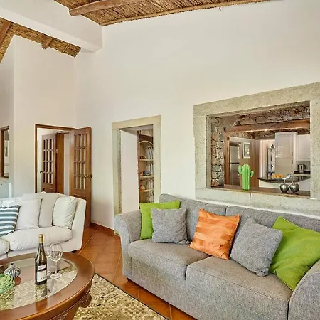 Sleeps 6 Villa *